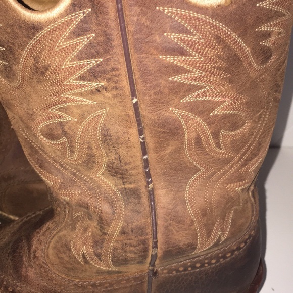 MEN’S ARIAT BOOTS - Picture 6 of 8